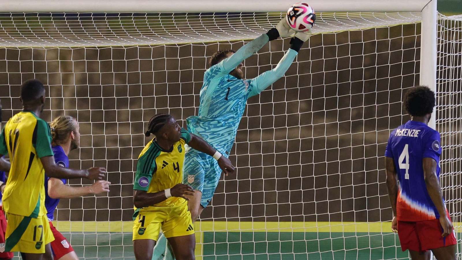 勒沃库森的 勒沃库森的